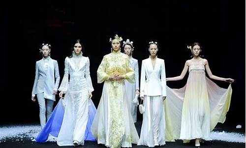 中国十大女装品牌排行榜品牌排行_中国十大女装品牌排行榜有哪些